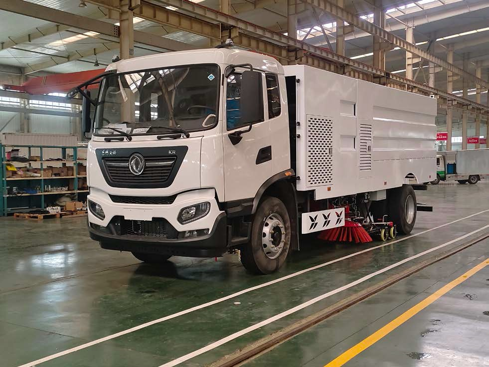 18噸純電動(dòng)洗掃車 HWA5180TXSEQBEV